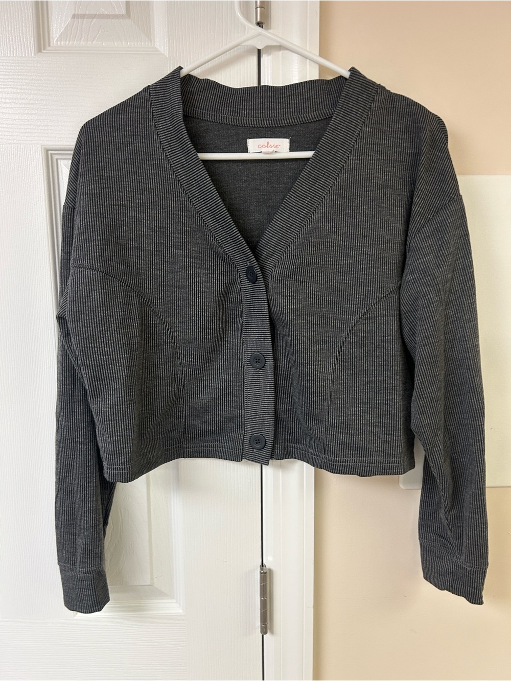 Colsie gray cropped cardigan ribbed